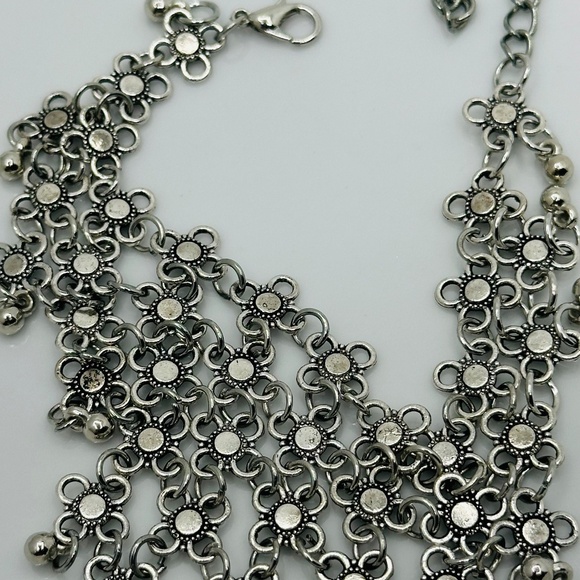 Metal Flower Ring Bracelet - Picture 6 of 6